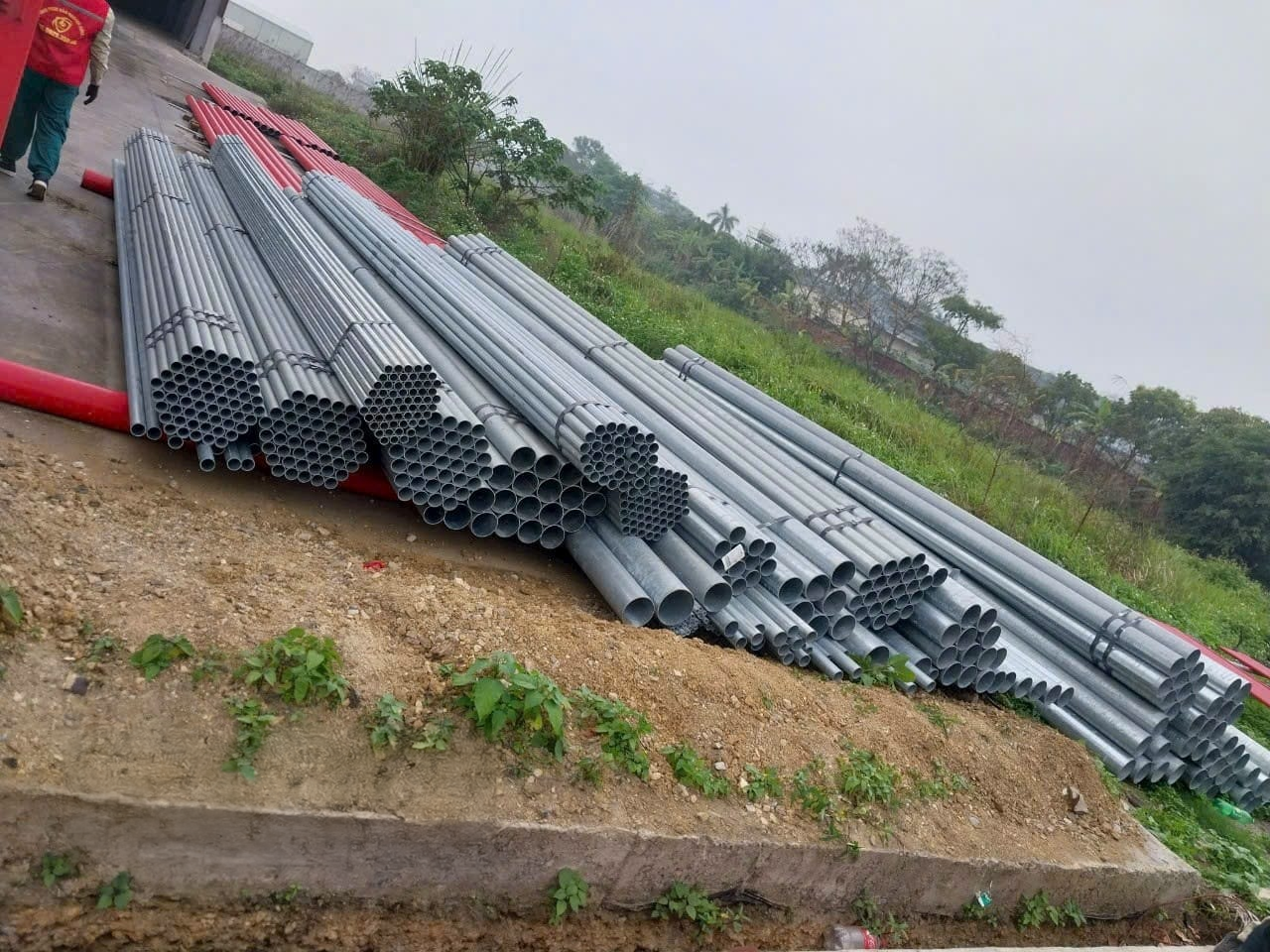 Thép Bách Việt cung cấp tôn lợp chất lượng cao cho dự án nhà xưởng tại Hưng Yên
